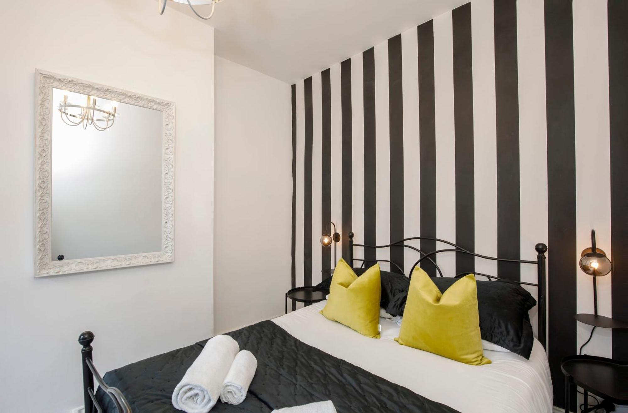 The Milton Sleeps 8 Close To York City Centre Pet Friendly Extérieur photo